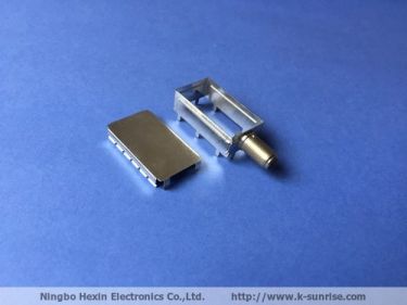 F conn with shielding for set top box