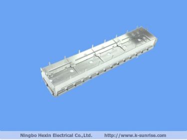 Two piece board level shielding cans